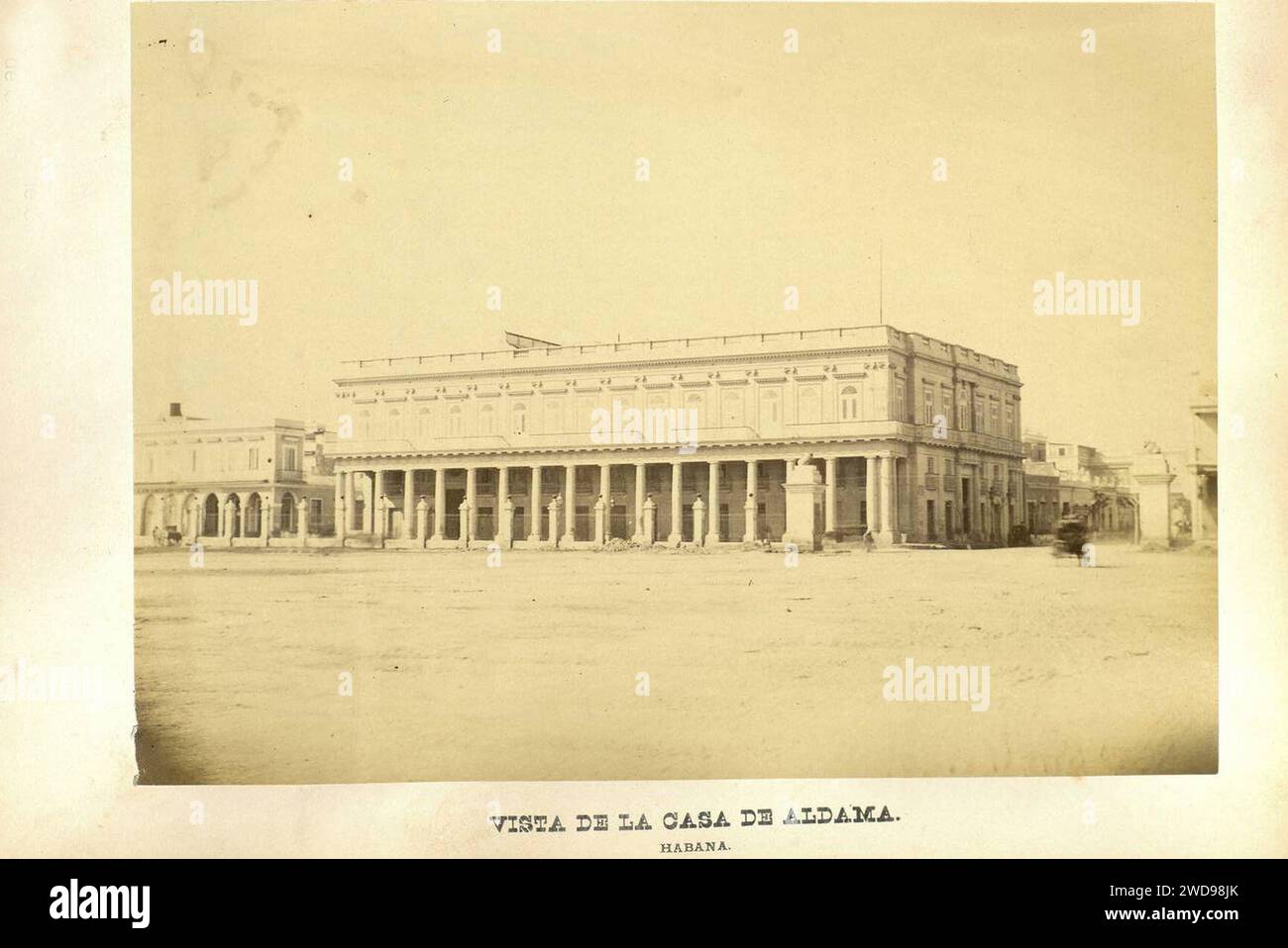 1872, Álbum histórico fotográfico de la Guerra de Cuba desde su principio hasta el Reinado de Amadeo I, Vista de la casa de Aldama.—Habana. Stock Photo