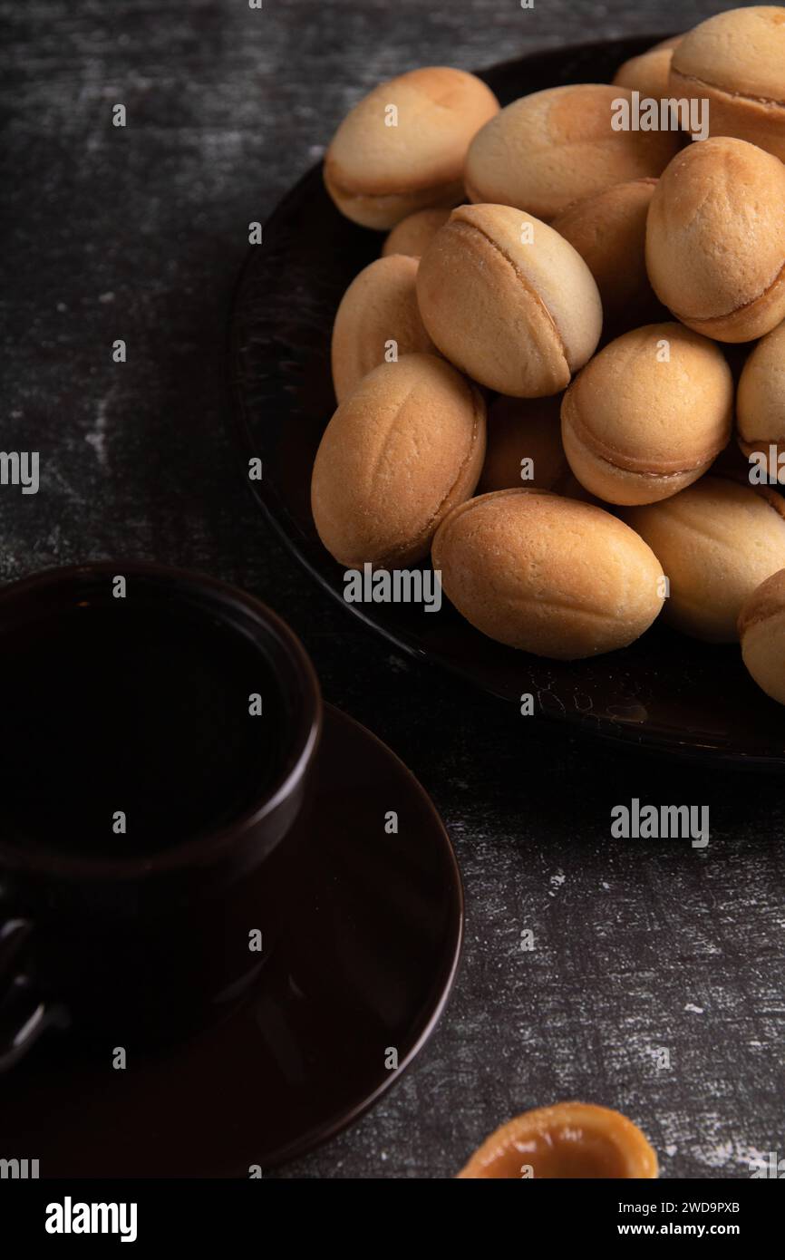 nut, sweet, food, cookie, rest, unhealthy, eat, coffee, biscuit, dessert,  group, condensed, delicious, background, sugar, pastry, crunchy, object,  man Stock Photo - Alamy