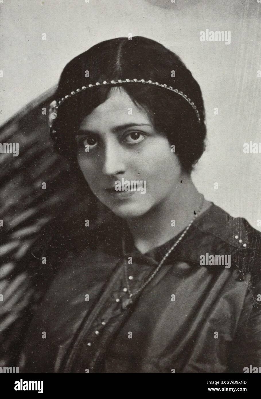 1913 05 hi-res stock photography and images - Alamy