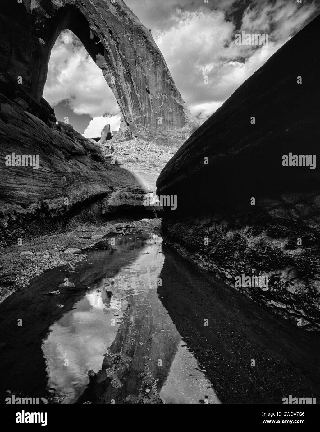Broken Bow arch, Davis Gulch, Grand Staircase Escalante National