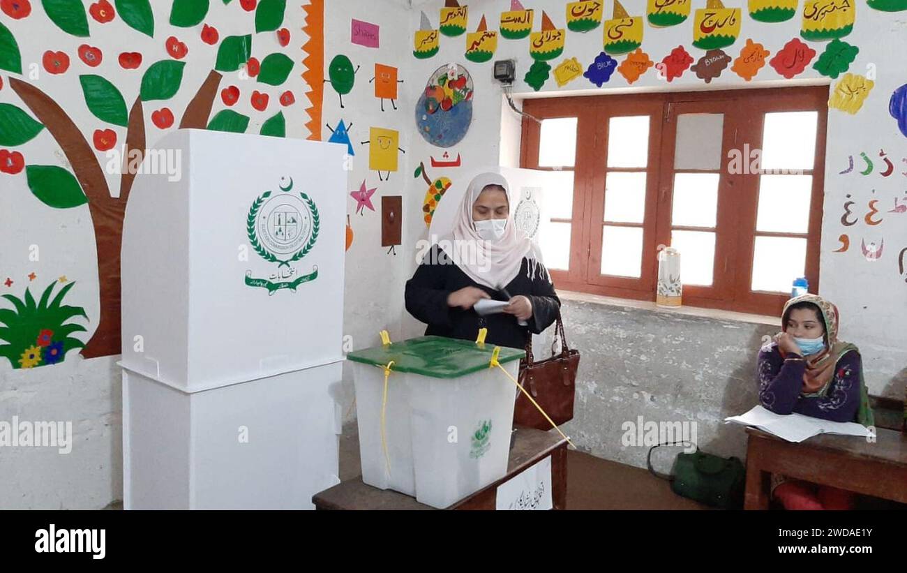2020 GilgitBaltistan Assembly election women Stock Photo Alamy