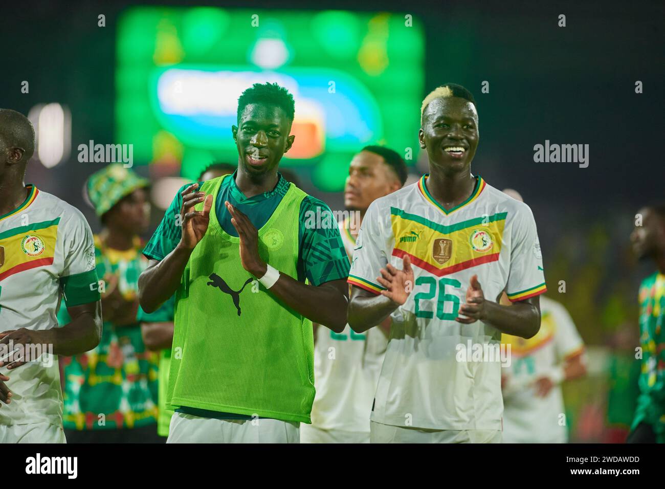 Highlights of the match between Senegal and Cameroon at the Africa Cup of Nations 2023, Senegalese players waving to their supporters in the stadium Stock Photo