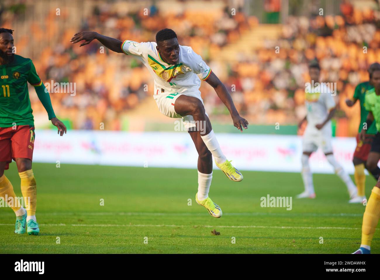 Highlights of the match between Senegal and Cameroon at the Africa Cup of Nations 2023, Ismaïla Sarr unleashing a powerful strike Stock Photo