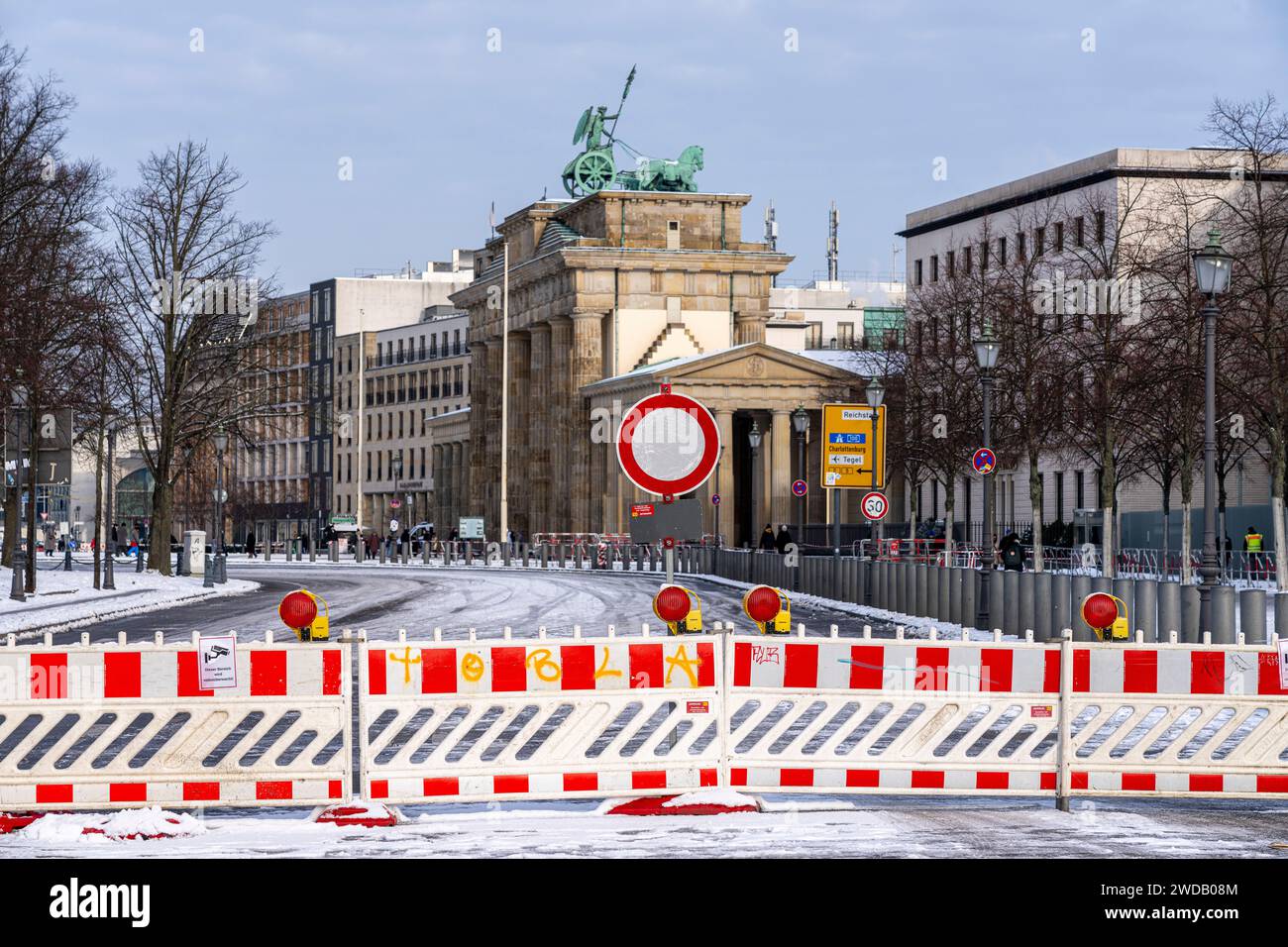 Road Traffic, Traffic-related Barriers At The Brandenburg Gate, Berlin, Germany Stock Photo