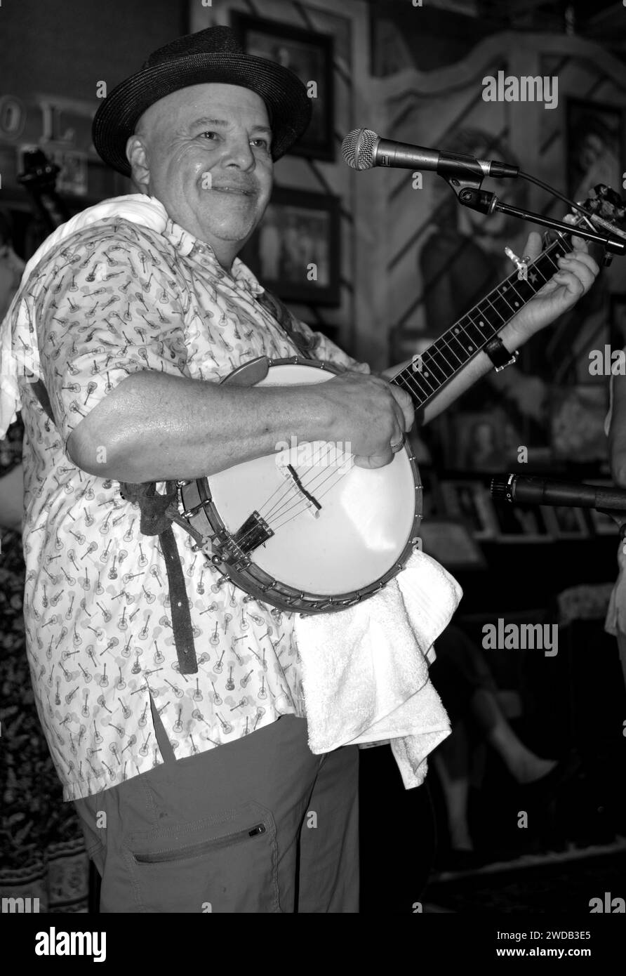 Dr mark Black and White Stock Photos & Images Alamy