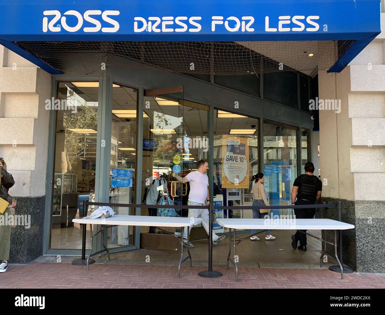 Ross dress for less hi-res stock photography and images - Alamy Ross dress for less hi-res stock photography and images - Alamy
