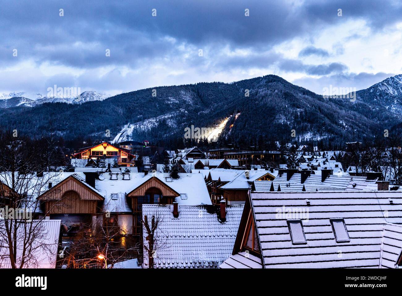 Zakopane, Poland. 19th Jan, 2024. A rooftop cafe with a view of the mountain range on a landmark