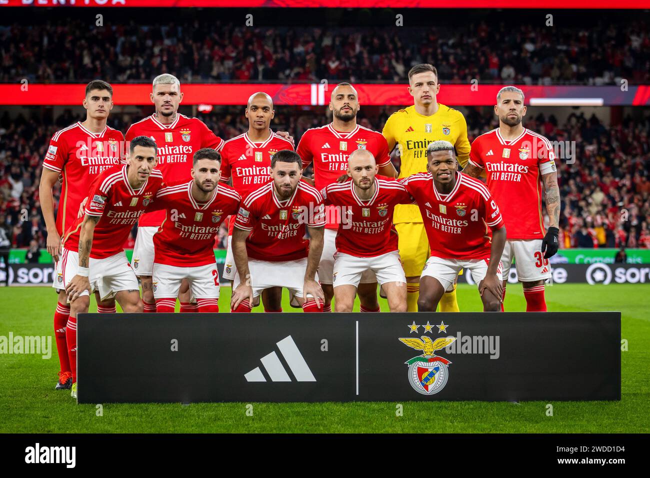 lisbon-portugal-19th-jan-2024-starting-eleven-of-sl-benfica-seen-in