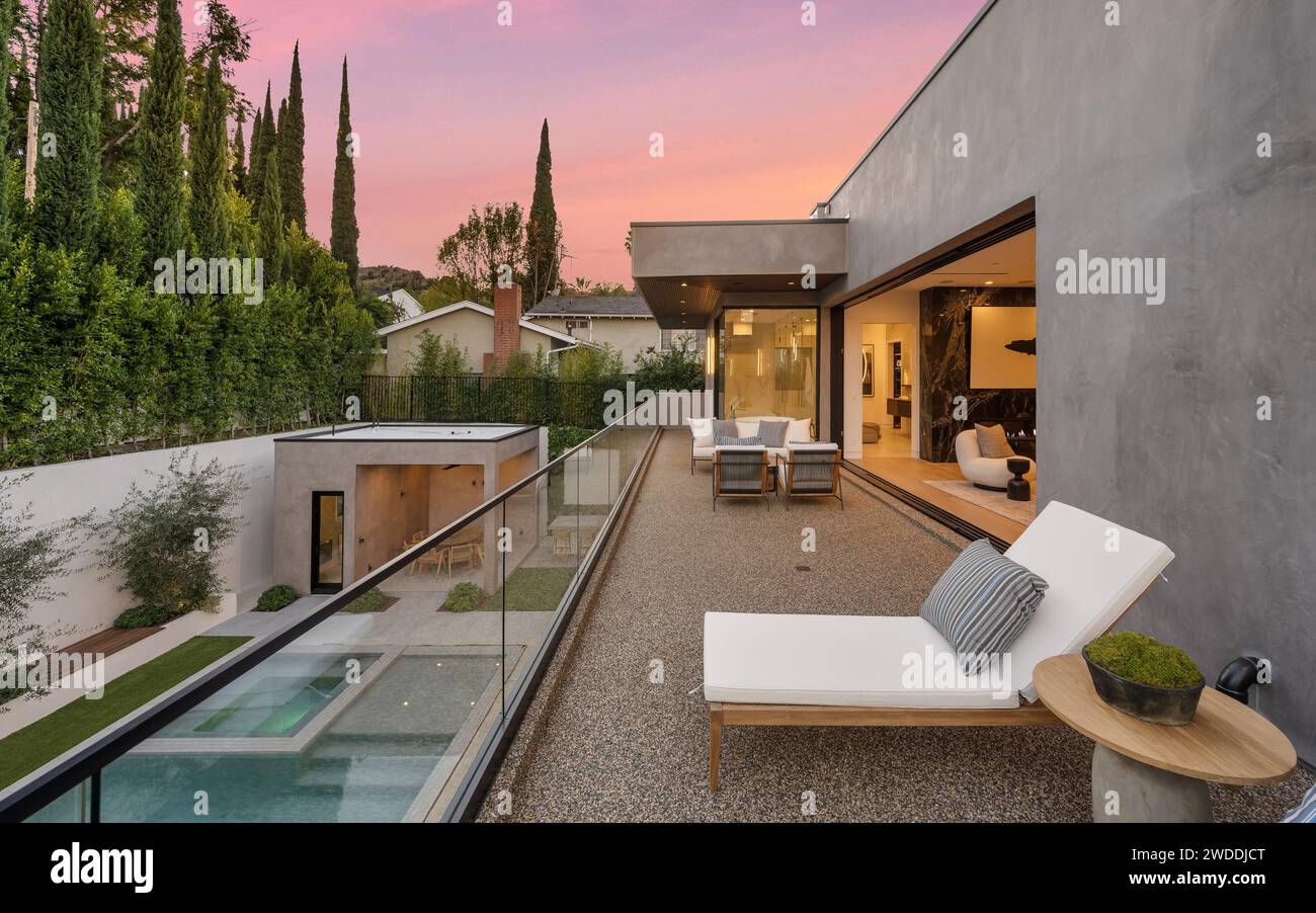 Picture of 30 Cocoon Patio Chair Ideas for Relaxing Outdoor Comfort