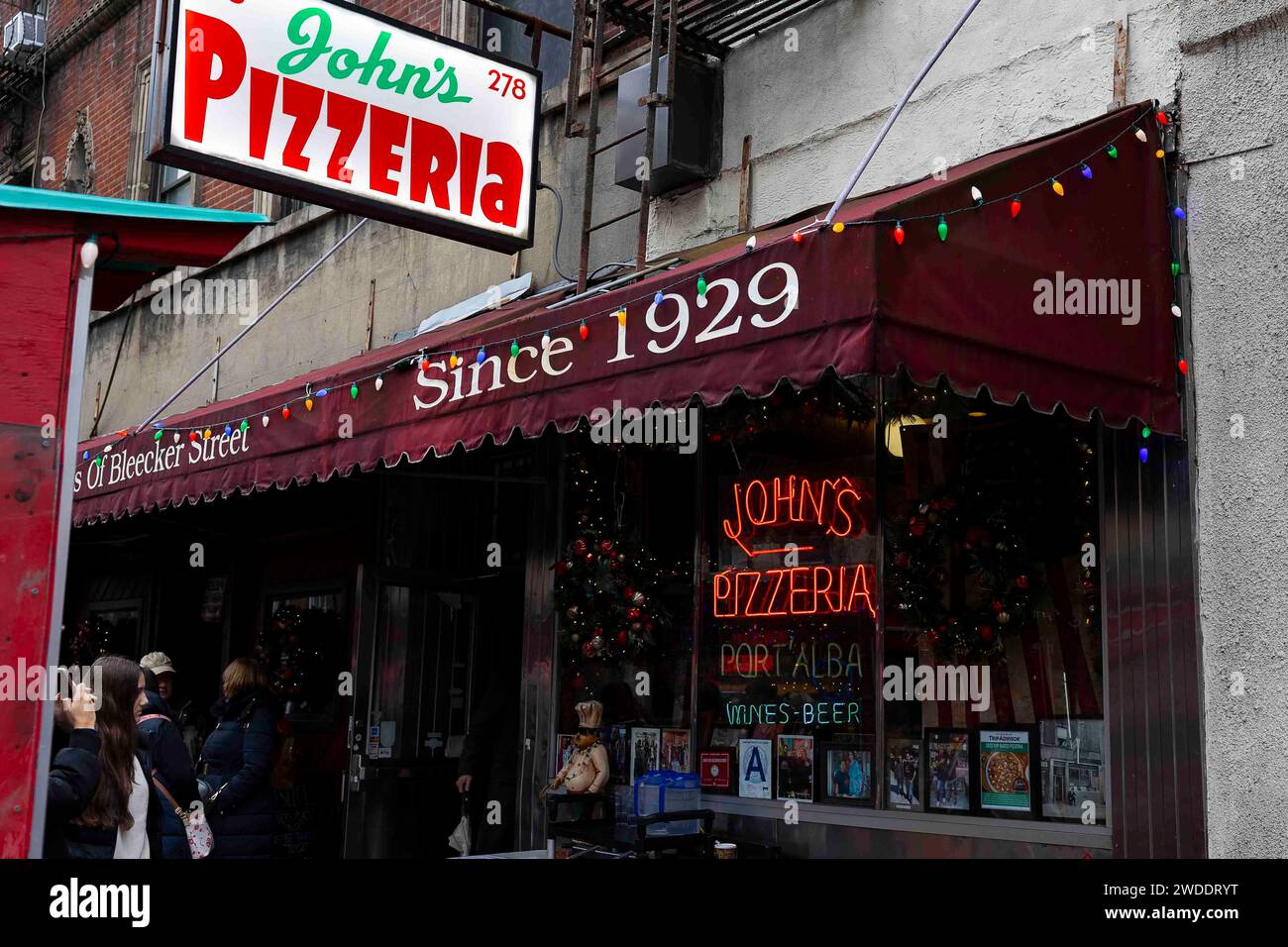 John's Pizzeria, Bleeker Street, New York City. Manhattan, Mew York Stock Photo