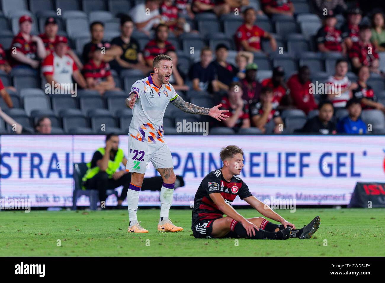 Sydney, Australia. 20th Jan, 2024. Adam Taggart of Perth Glory reacts to the Referee Ben Abraham during the A-League Men Rd13 match between the Wanderers and Perth Glory at CommBank Stadium on January 20, 2024 in Sydney, Australia Credit: IOIO IMAGES/Alamy Live News Stock Photo