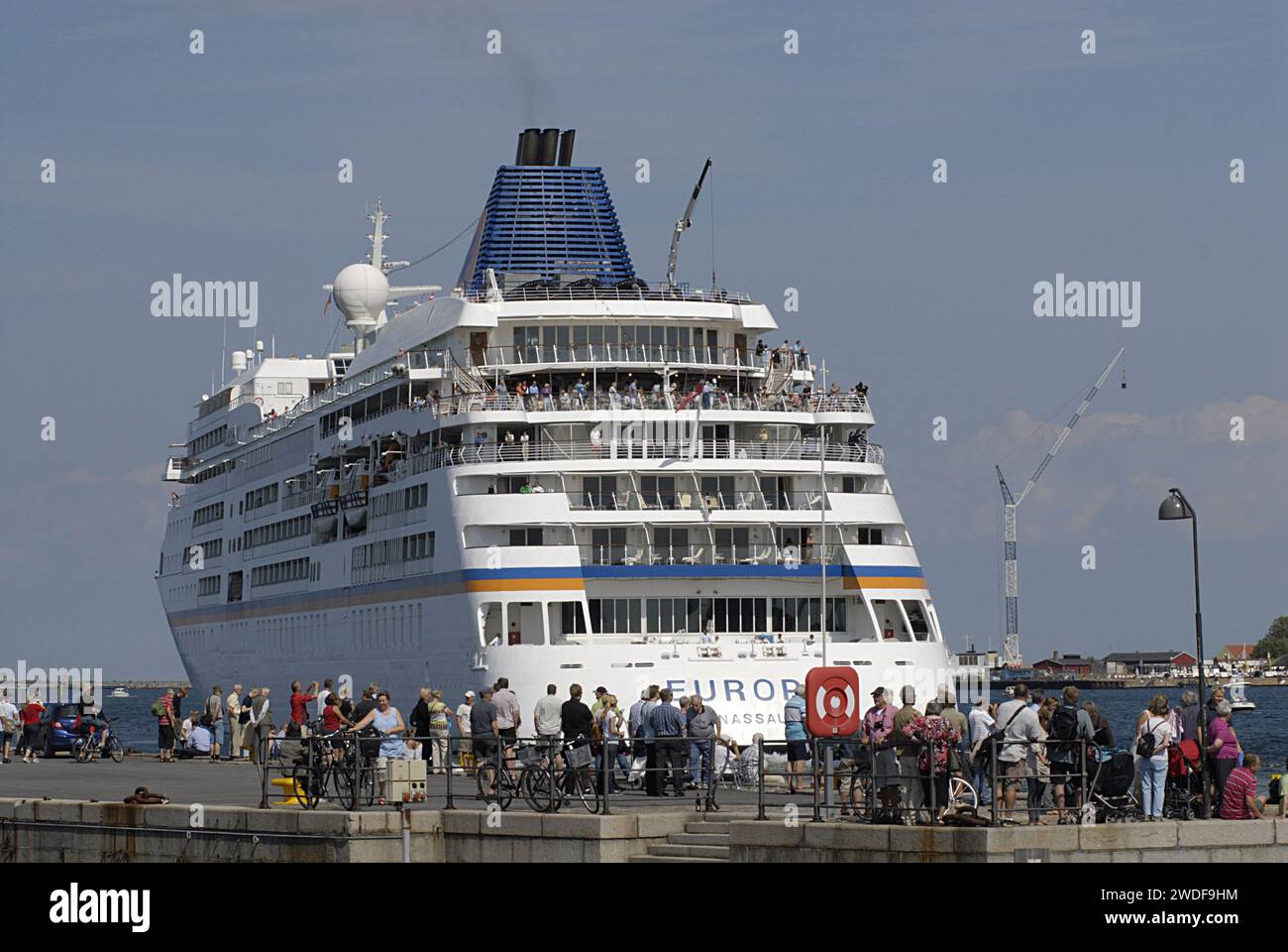 Cruish ship hi-res stock photography and images - Alamy