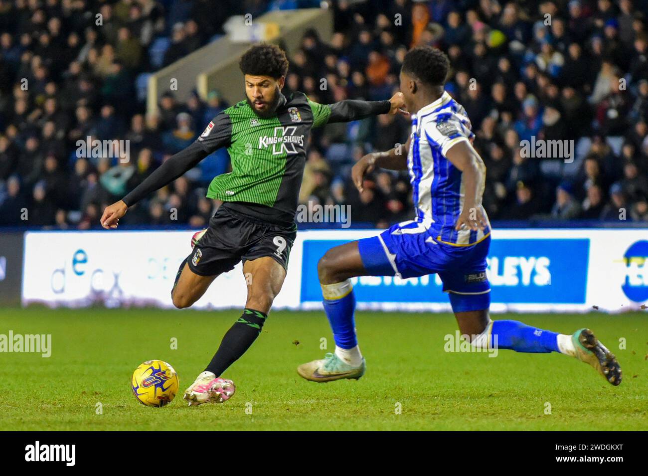 Ellis Simms of Coventry City shoots goal wards.during the Sky Bet Championship match Sheffield Wednesday vs Coventry City at Hillsborough, Sheffield, United Kingdom, 20th January 2024 (Photo by Craig Cresswell/News Images) in, on 1/20/2024. (Photo by Craig Cresswell/News Images/Sipa USA) Credit: Sipa USA/Alamy Live News Stock Photo