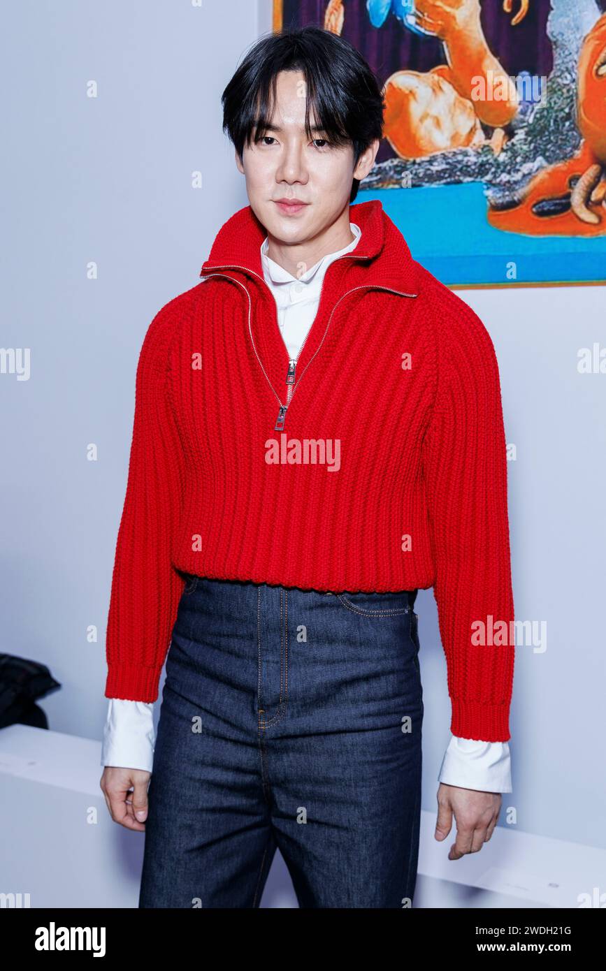Paris, France. 20th Jan, 2024. Yoo Yeonseok attends LOEWE Fall/Winter