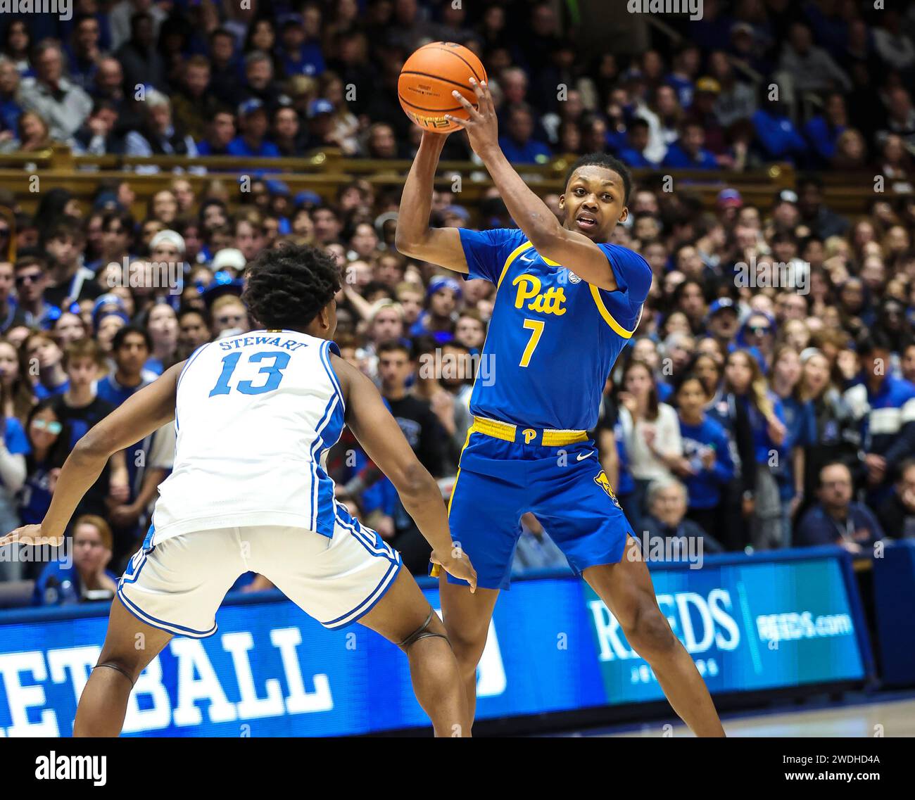 January 20, 2024 Pittsburgh freshman Carlton Carrington (7) looks to