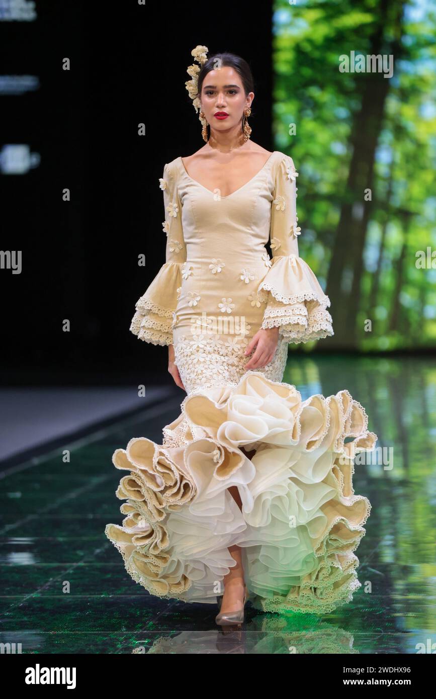 [新品] フラメンコ衣裳・モデルMalagueño・Made in Spain A manola, a woman from the lower classes of Spanish society