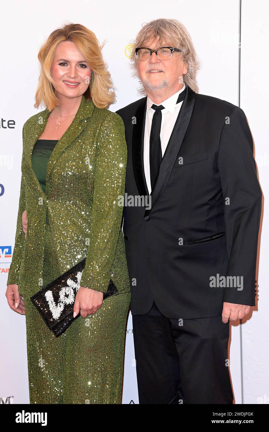 martina-nicia-und-martin-krug-beim-48-deutschen-filmball-2024-im-hotel