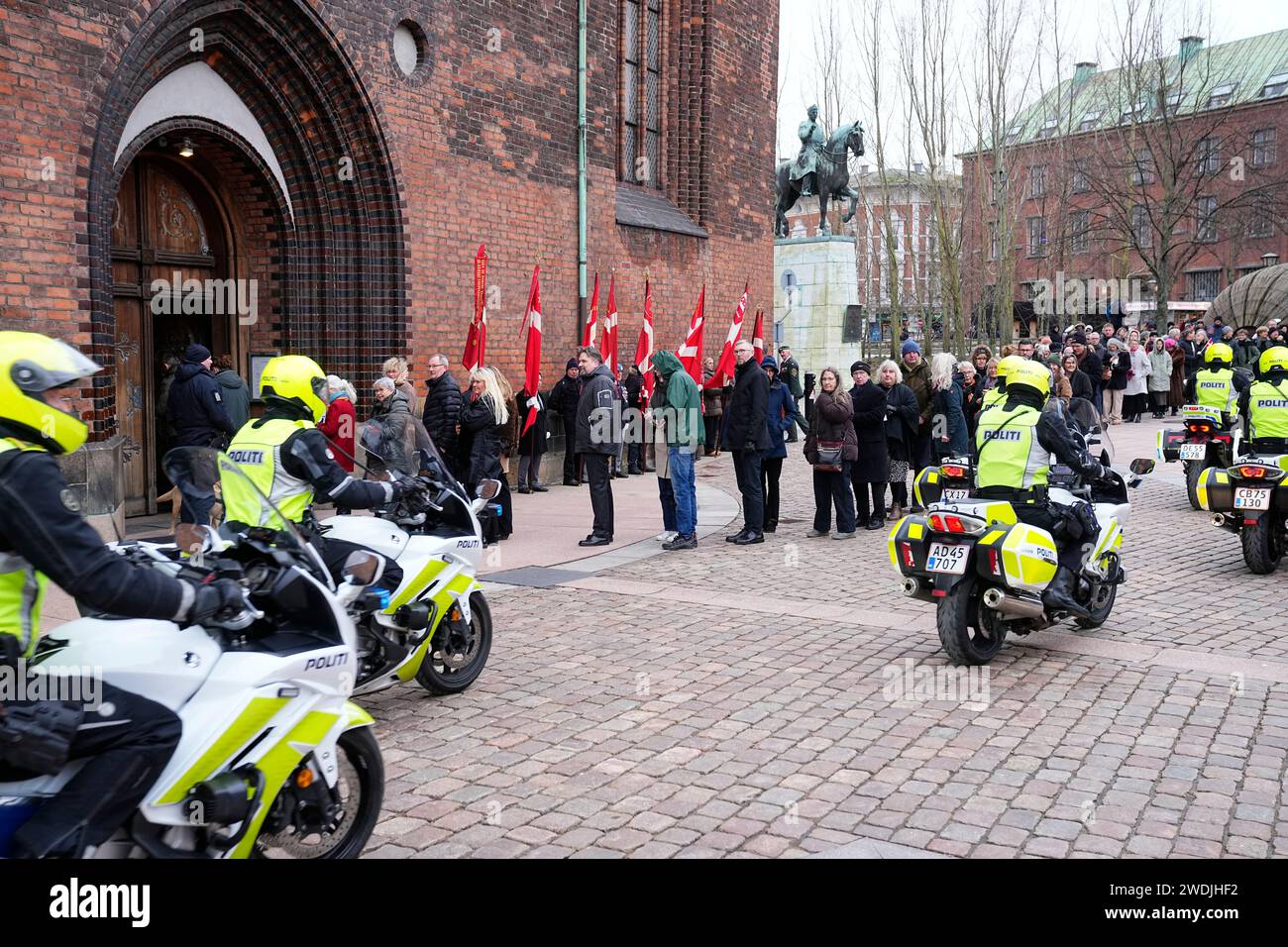 Aarhus Denmark 21st Jan 2024 Specially Invited Arrives For A   Aarhus Denmark 21st Jan 2024 Specially Invited Arrives For A Service With The Participation Of The Royal Family On The Occasion Of The Change Of Throne In Denmark In Aarhus Cathedral Sunday January 21 2024 Its The First Public Appearance In Jutland By Denmarks New King And Queen Since The Change Of Throne Last Sunday Credit Ritzaualamy Live News 2WDJHF2 