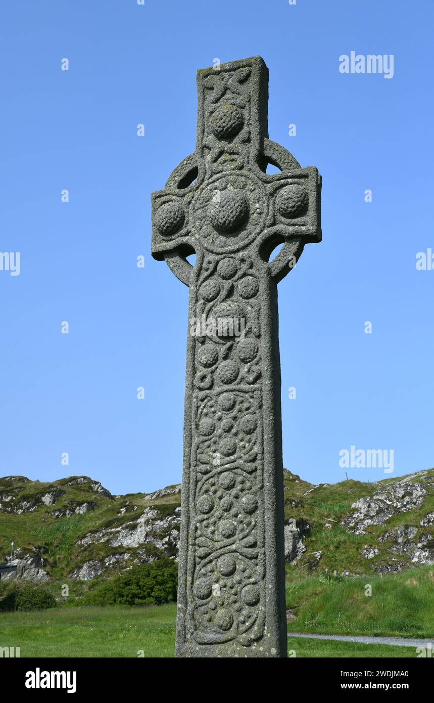 St. Martin's Cross outside Iona Abbey, Isle of Iona, Scotland Stock Photo