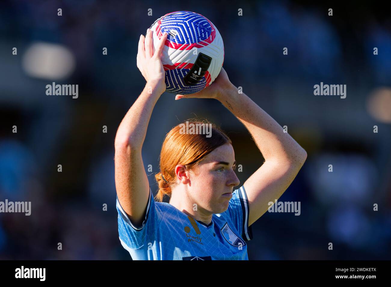 Sydney, Australia. 21st Jan, 2024. Tori Tumeth of Sydney FC prepares to throw the ball during the A-League Women Rd13 match between Sydney FC and Newcastle Jets at Leichhardt Oval on January 21, 2024 in Sydney, Australia Credit: IOIO IMAGES/Alamy Live News Stock Photo