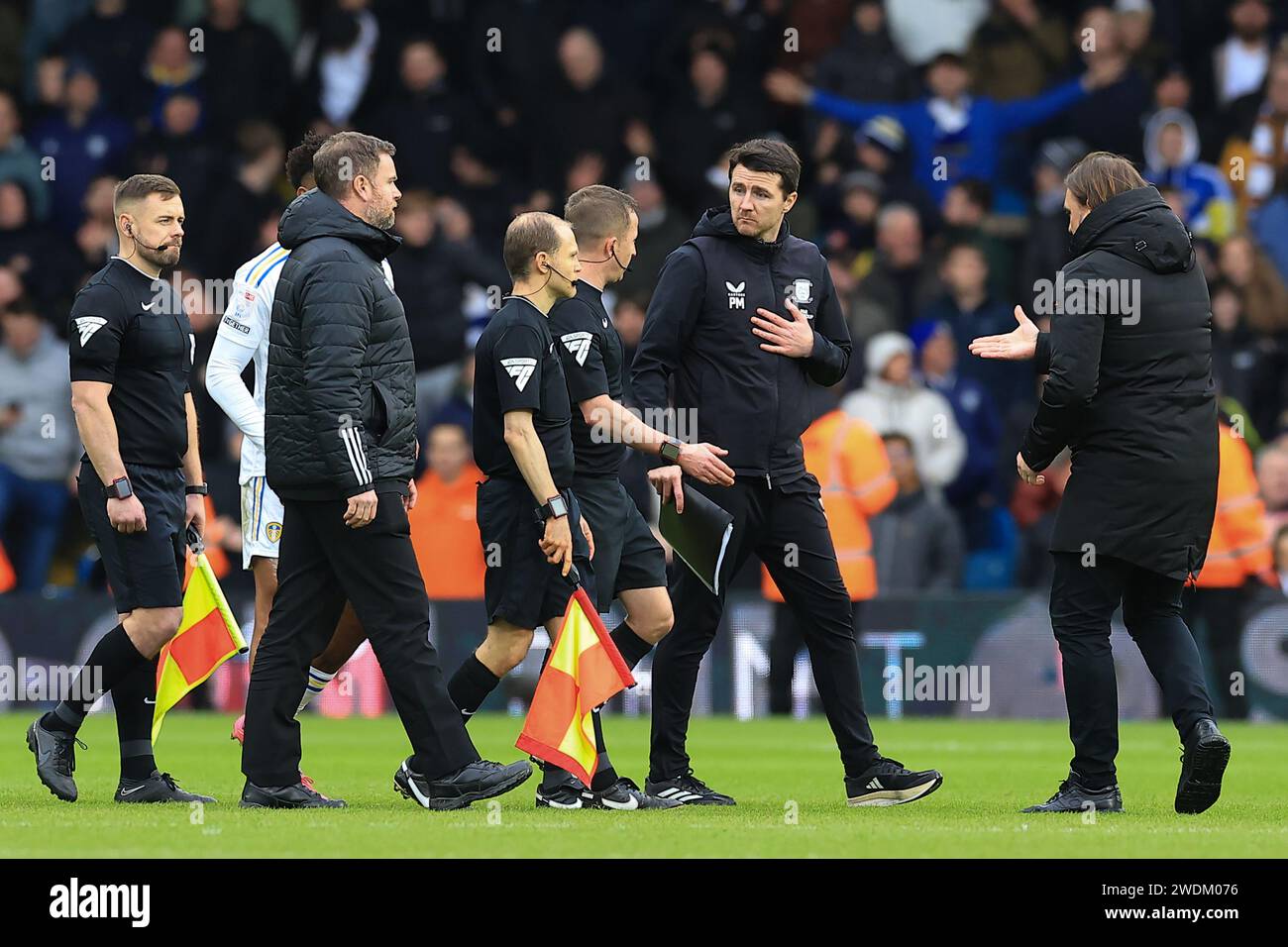 Leeds, UK. 21st Jan, 2024. Preston North End Coach Peter Murphy confronts Referee David Webb at full time during the Leeds United FC v Preston North End FC sky bet EFL Championship match at Elland Road, Leeds, England, United Kingdom on 21 January 2024 Credit: Every Second Media/Alamy Live News Stock Photo