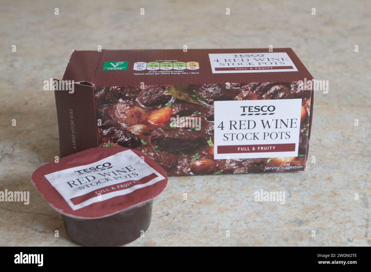 Packet of stock pots hires stock photography and images Alamy