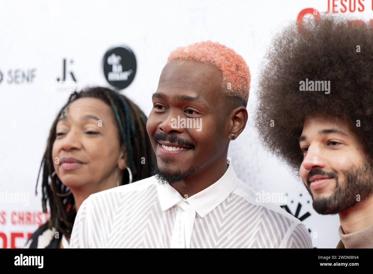 AMSTERDAM - Xillan Macrooy on the red carpet for the premiere of the  musical Jesus Christ Superstar in the DeLaMar theater. ANP SANDER KONING  netherlands out - belgium out Stock Photo - Alamy, image size:1300x956