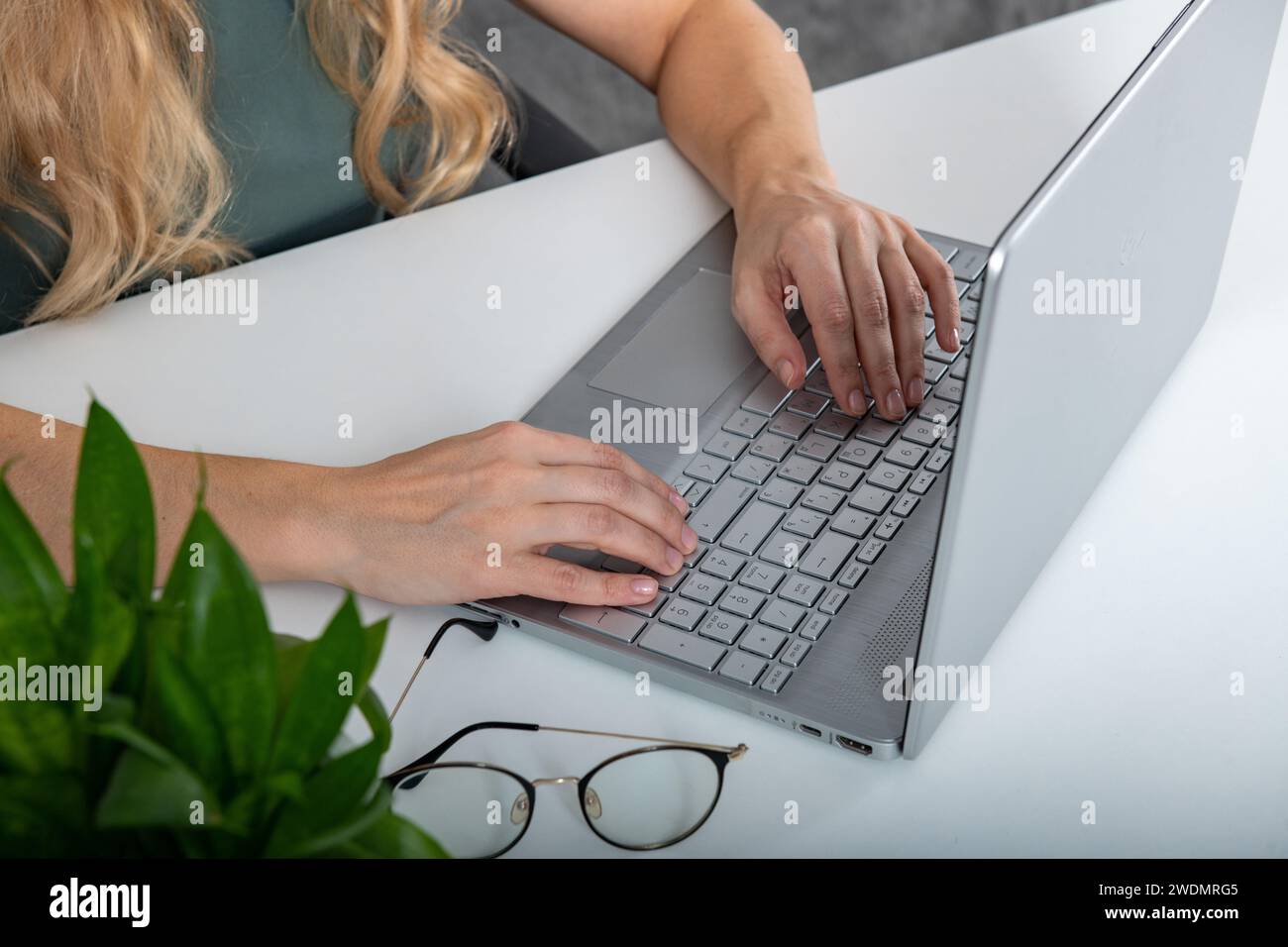 Close up female fingers typing hi-res stock photography and images - Alamy