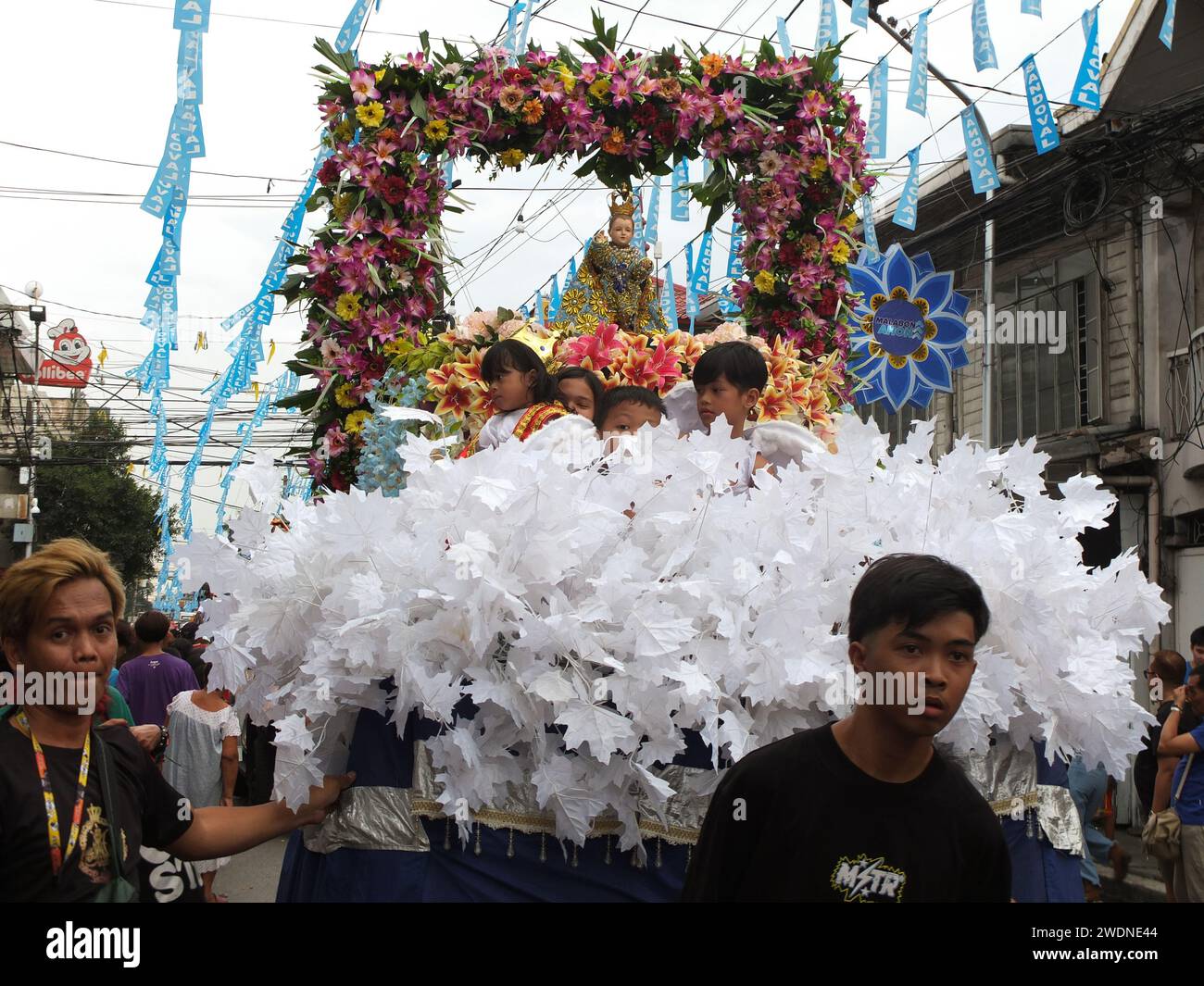 Malabon, Philippines. 21st Jan, 2024. Children dressed as Sto. Niño and ...