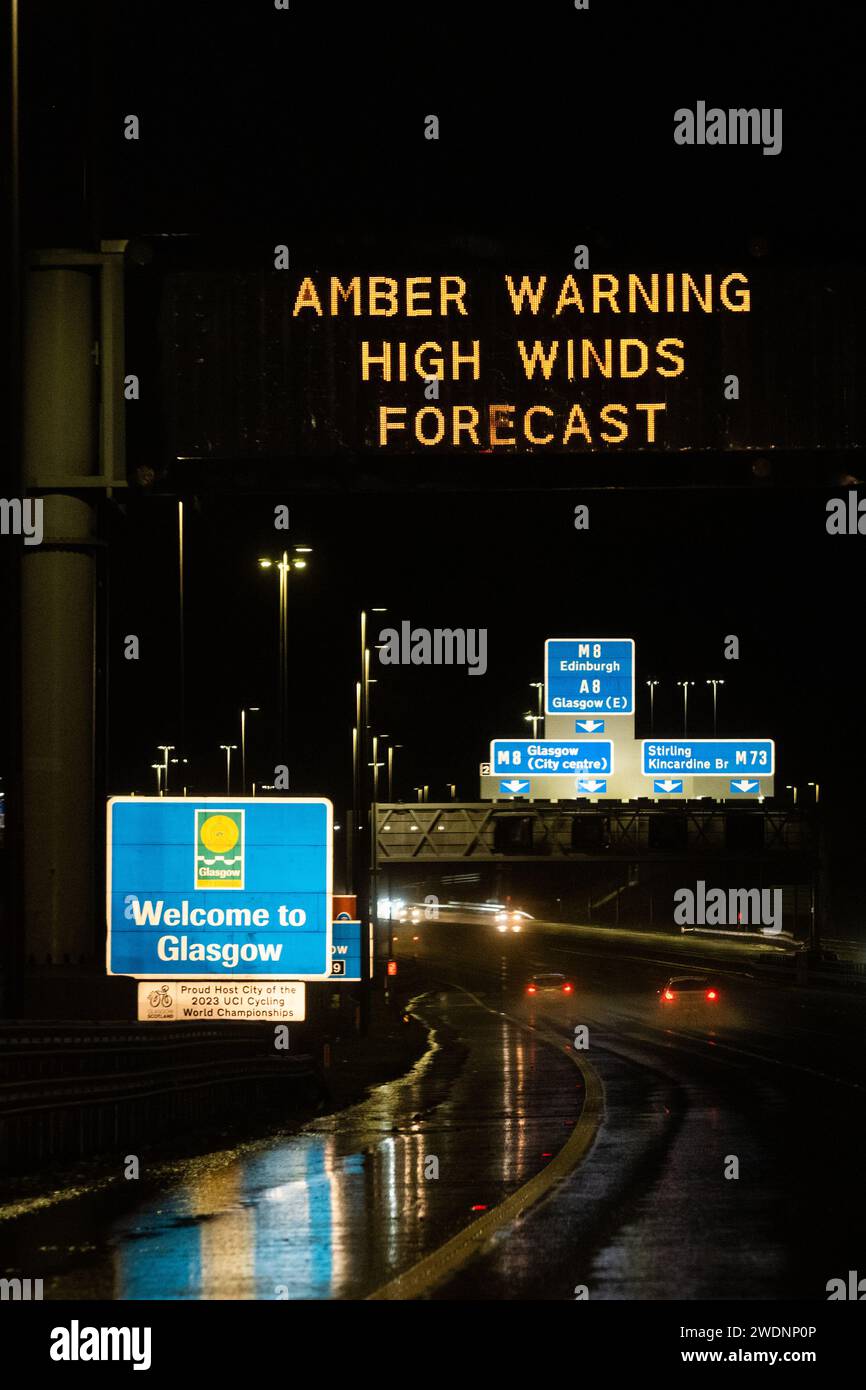 Glasgow, Scotland, UK. 21st Jan, 2024. UK weather Storm Isha Amber