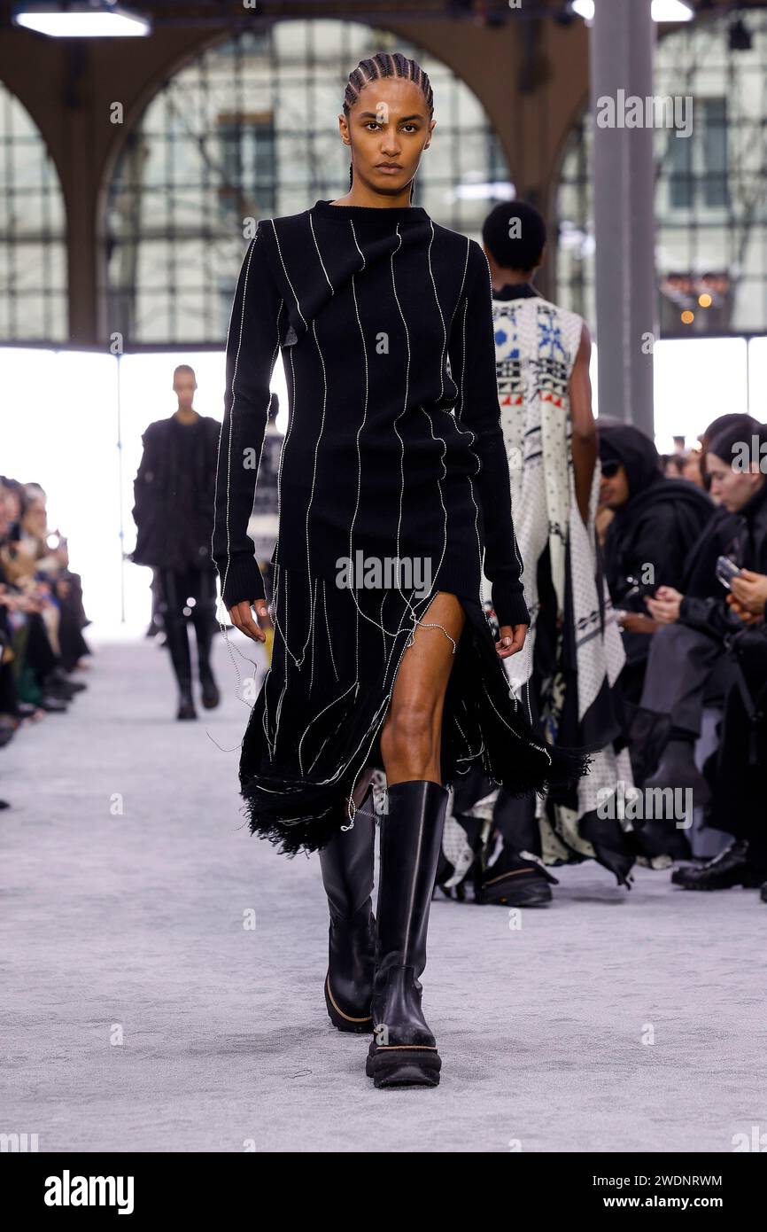 Paris, France. 21st Jan, 2024. SACAI Fall/Winter 2024-2025 Runway ...