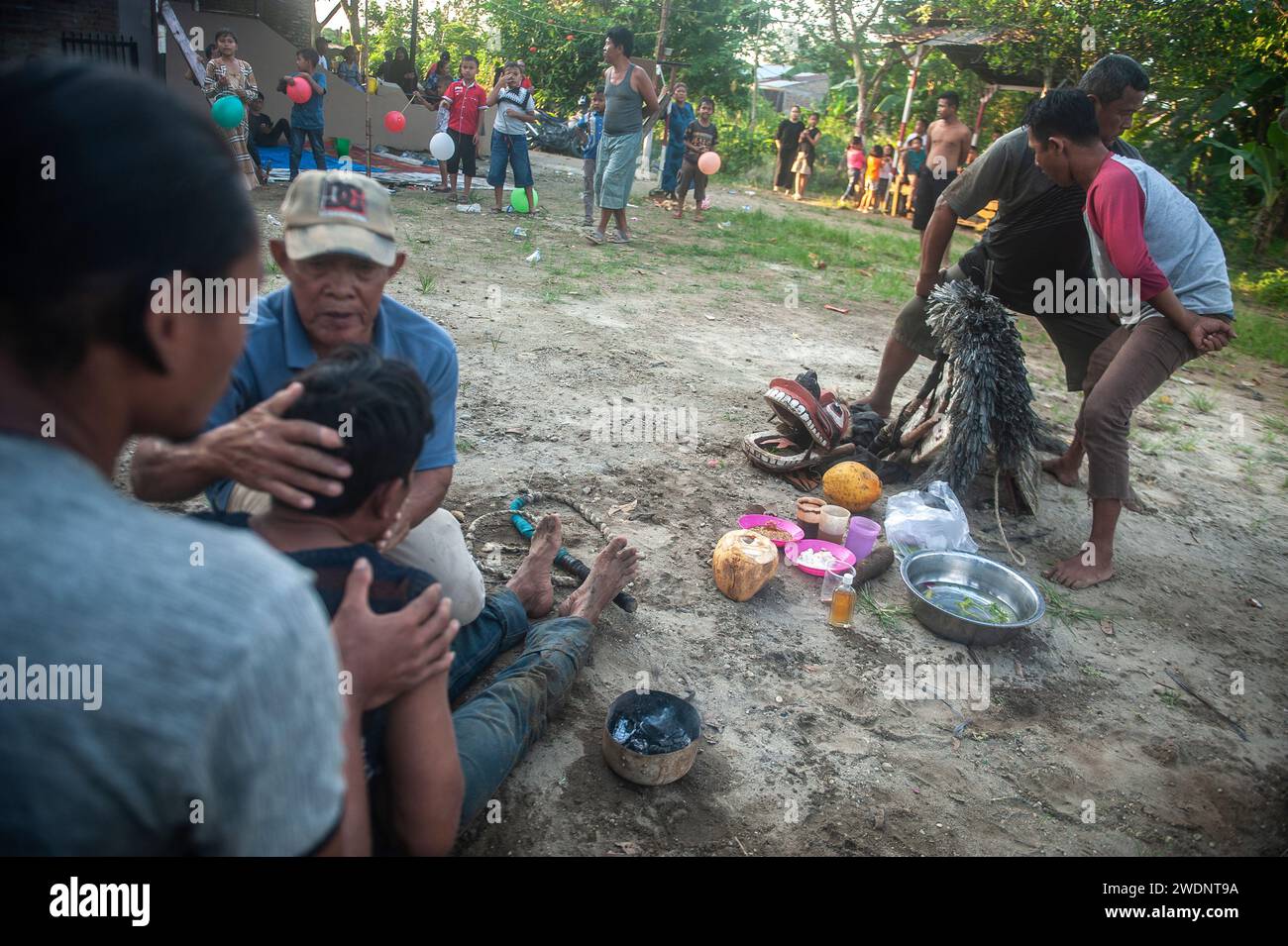 Medan, Indonesia. 21st Jan, 2024. Indigenous Javanese men are acting as ...
