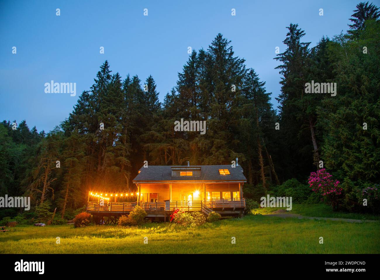 Counrty living in log home  in Neskowin, Oregon Stock Photo