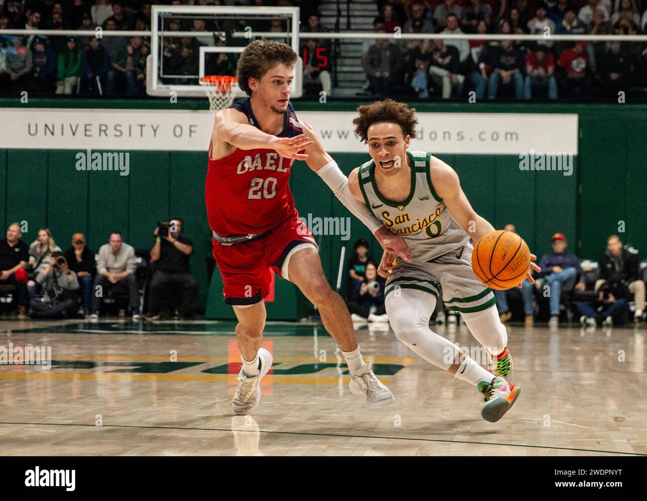 January 20 2024 San Francisco CA, U.S.A. San Francisco guard Ryan Beasley (0)drives to the hoop