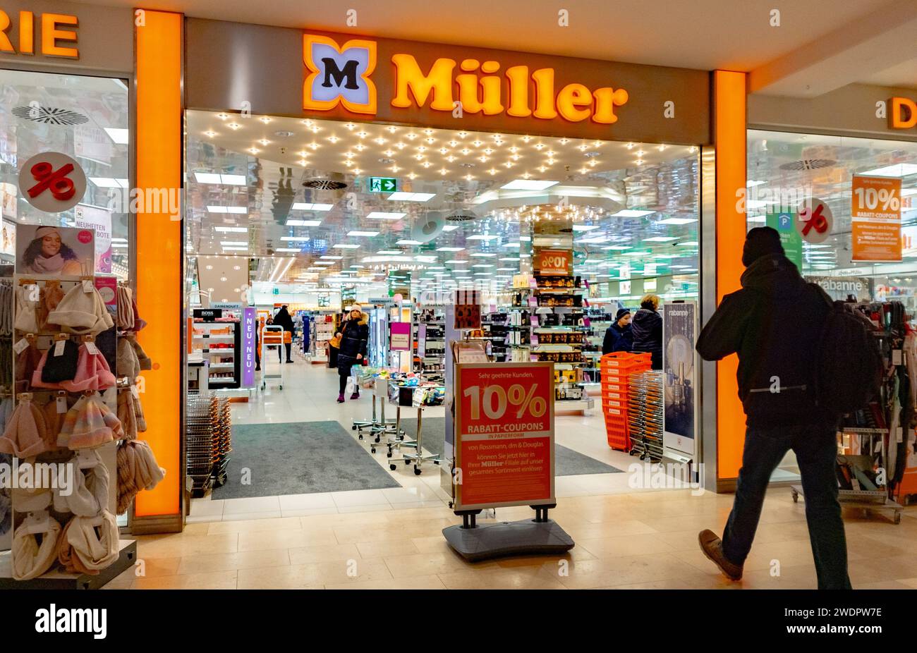 Hamburg, Germany. 20th Jan, 2024. View of the entrance area of a Müller ...