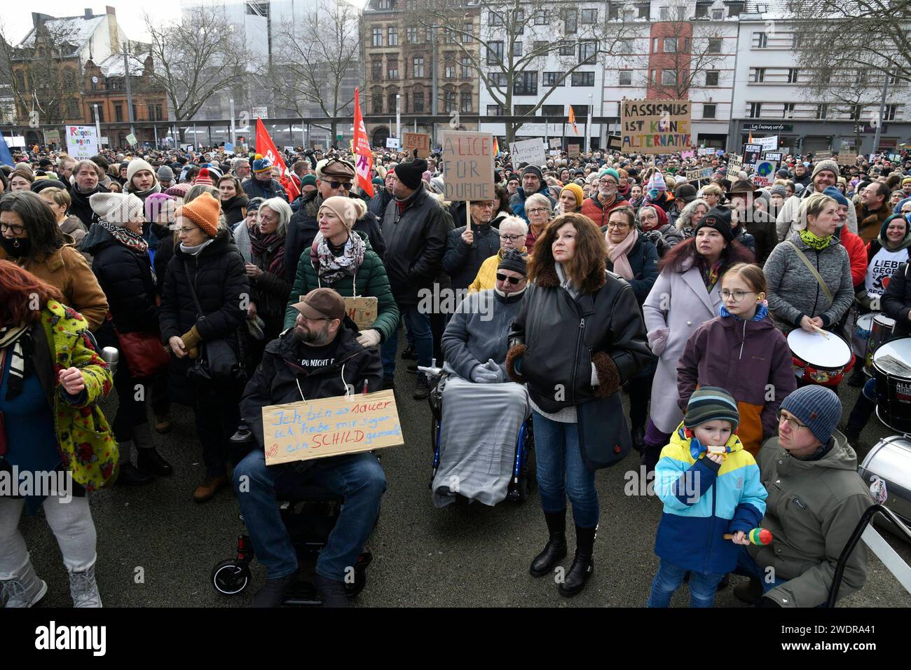 Die Kundgebung und Demo gegen die AfD am Sonntag 21.01.2024 in ...