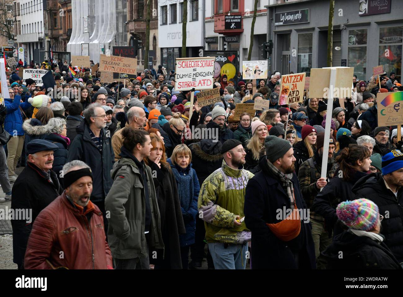 Die Kundgebung und Demo gegen die AfD am Sonntag 21.01.2024 in ...