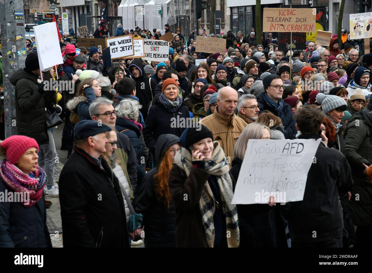 Die Kundgebung und Demo gegen die AfD am Sonntag 21.01.2024 in ...