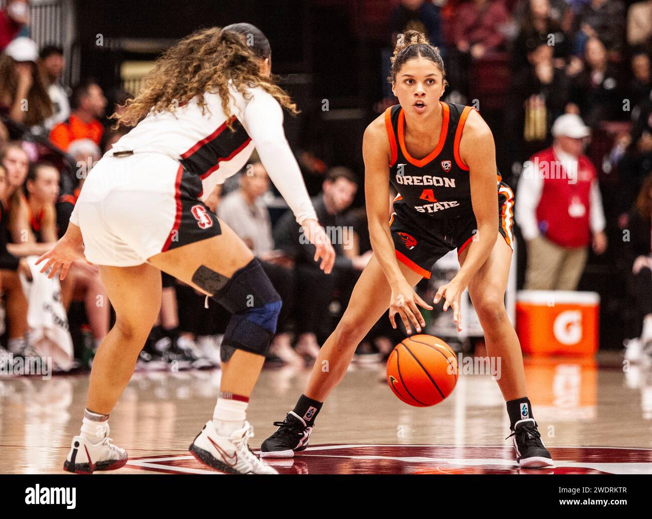 Stanford, CA, USA. 21st Jan, 2024. A. Oregon State guard Donovyn Hunter (4)looks to pass the