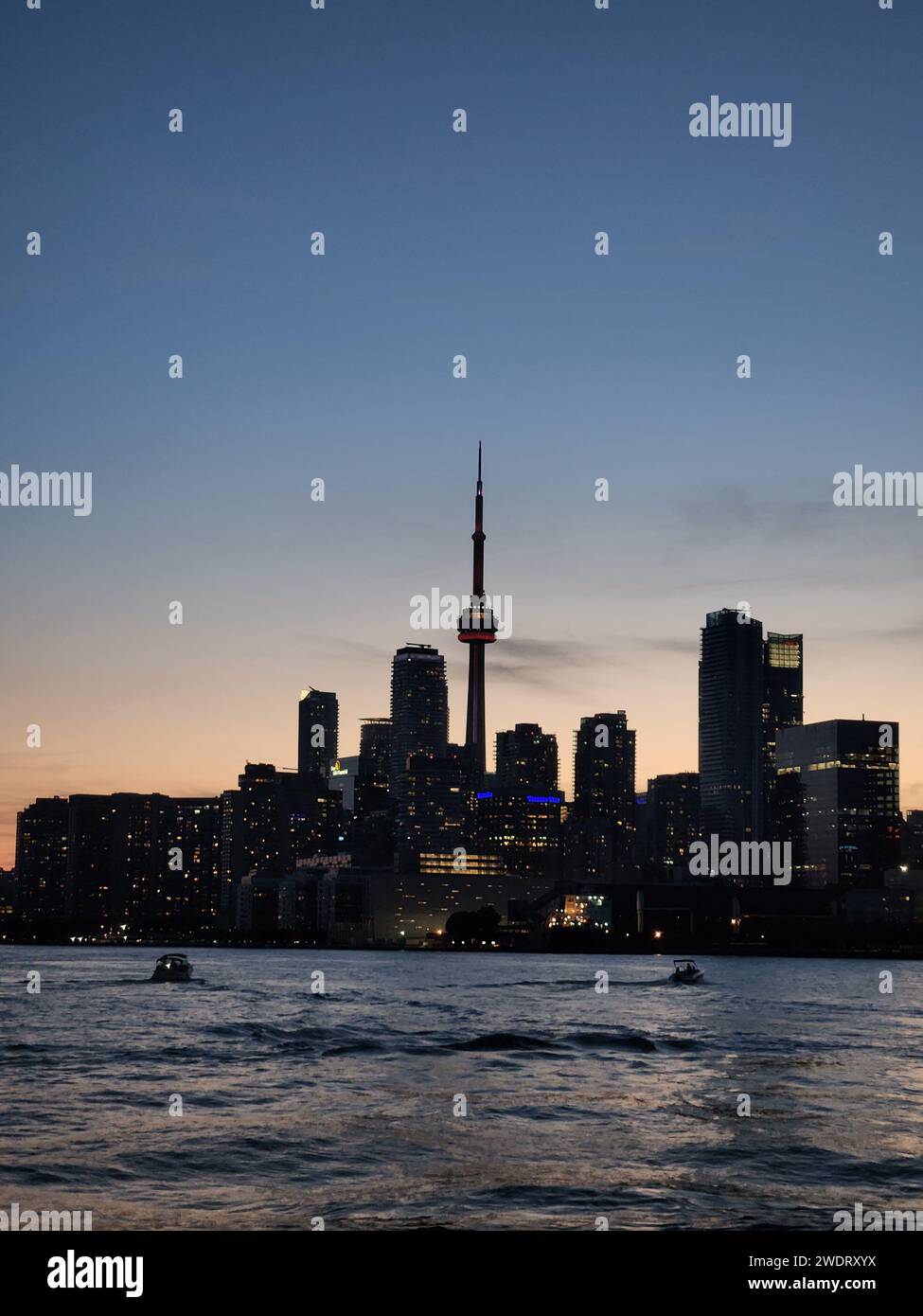 Toronto cityscape stunning hi-res stock photography and images - Alamy