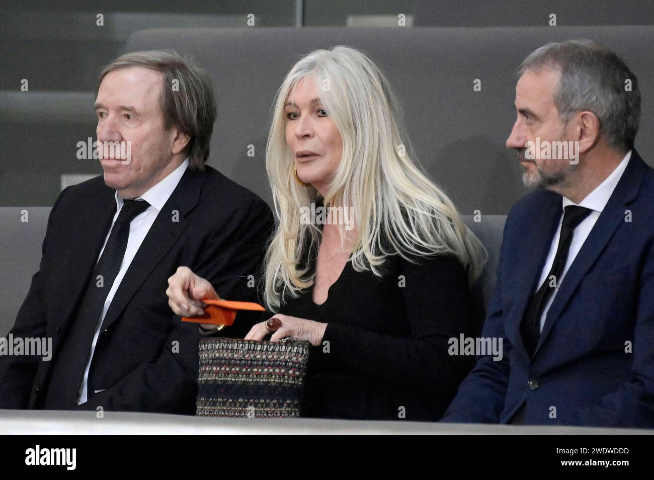 Lezbiyen anilingus guruhi Vakuumli vaginal stimulyatorli idishlar