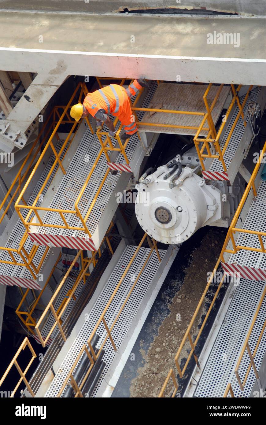 Milan, yard for construction of new subway line number 5 - Milano cantiere per la costruzione della nuova linea 5 della Metropolitana Stock Photo