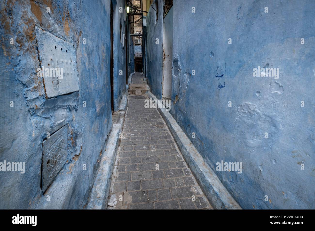 callejon estrecho, Fez , Marruecos, Africa Stock Photo