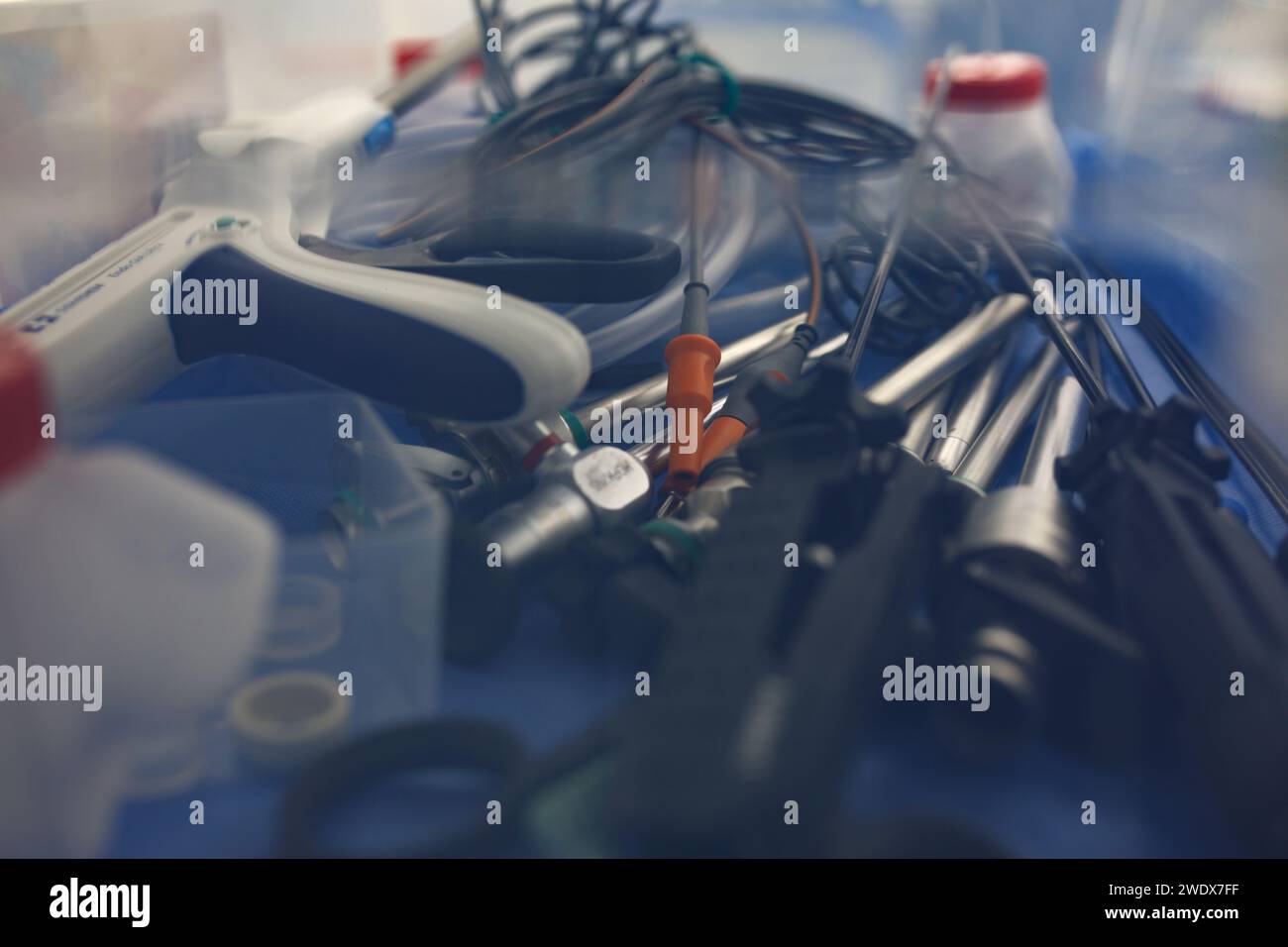 measurement-of-blood-oxygen-saturation-during-surgery-2WDX7FF.jpg