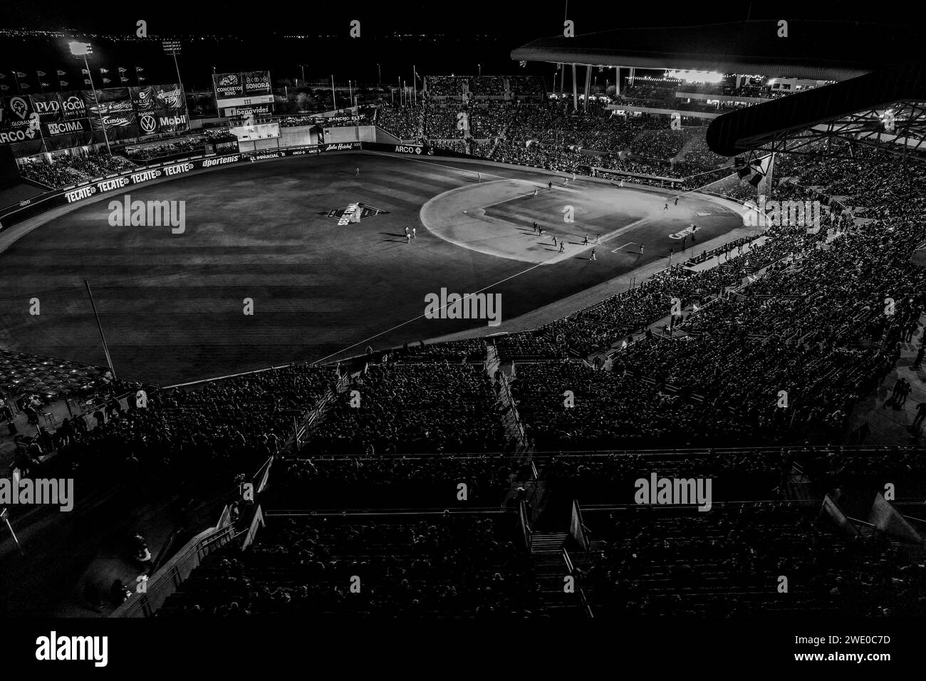 HERMOSILLO, MEXICO - JANUARY 20: Aerial view of the Fernando Valenzuela stadium during an LMP match between Naranjeros de Hermosillo and Venados de Mazatlán on January 20, 2024 in Hermosillo, Mexico. (Photo by Luis Gutiérrez/Norte Photo/)  HERMOSILLO, MÉXICO - 20 DE ENERO: Vista aérea del estadio Fernando Valenzuela durante un partido de LMP entre Naranjeros de Hermosillo y Venados de Mazatlán el 20 de enero de 2024 en Hermosillo, México. (Foto de Luis Gutiérrez/Norte Photo/) Stock Photo