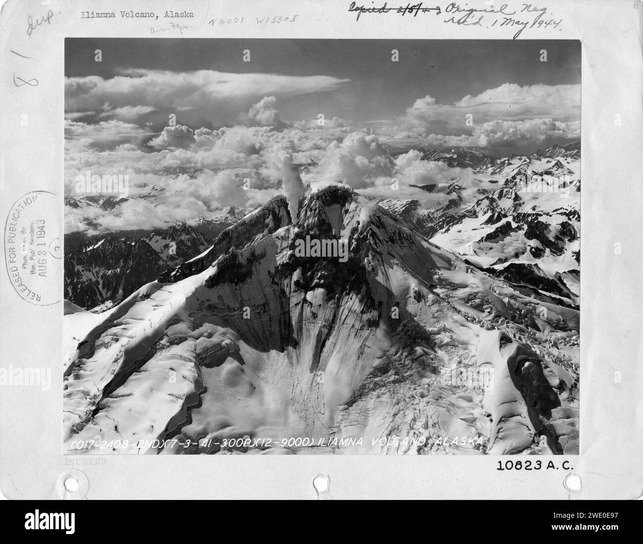 Alaska - Iliamna Volcano Stock Photo - Alamy