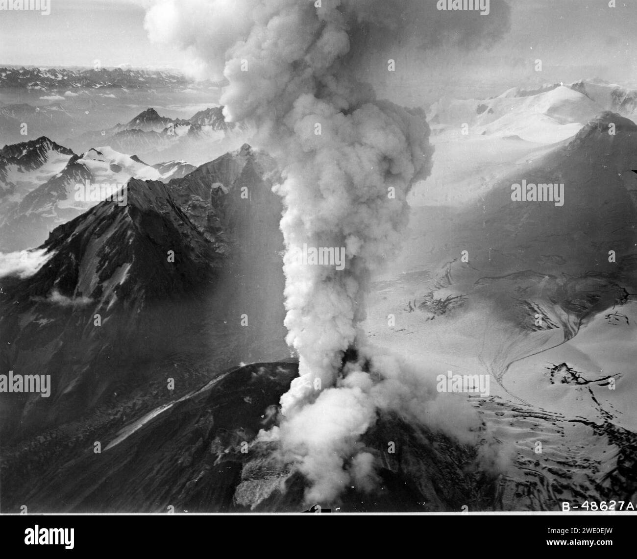 Mt spurr alaska hires stock photography and images Alamy