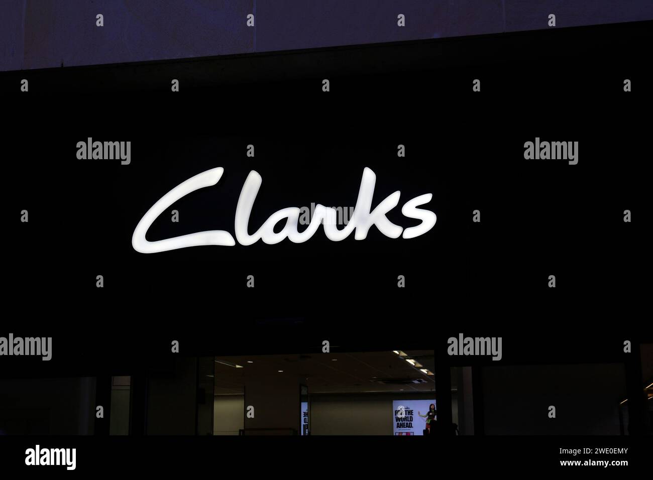 Clarks cardiff deals