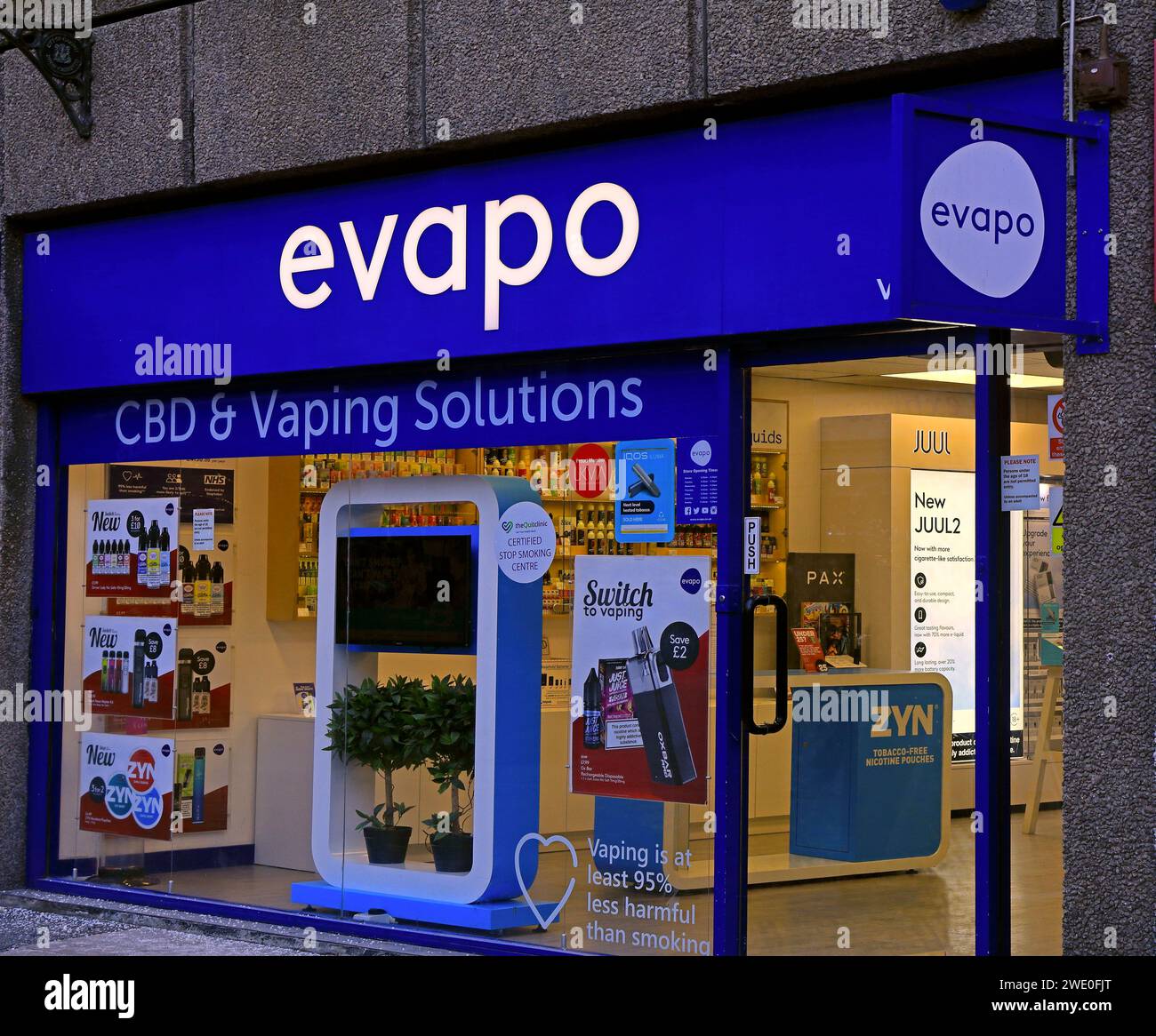 Uk vape shop hi-res stock photography and images - Page 4 - Alamy