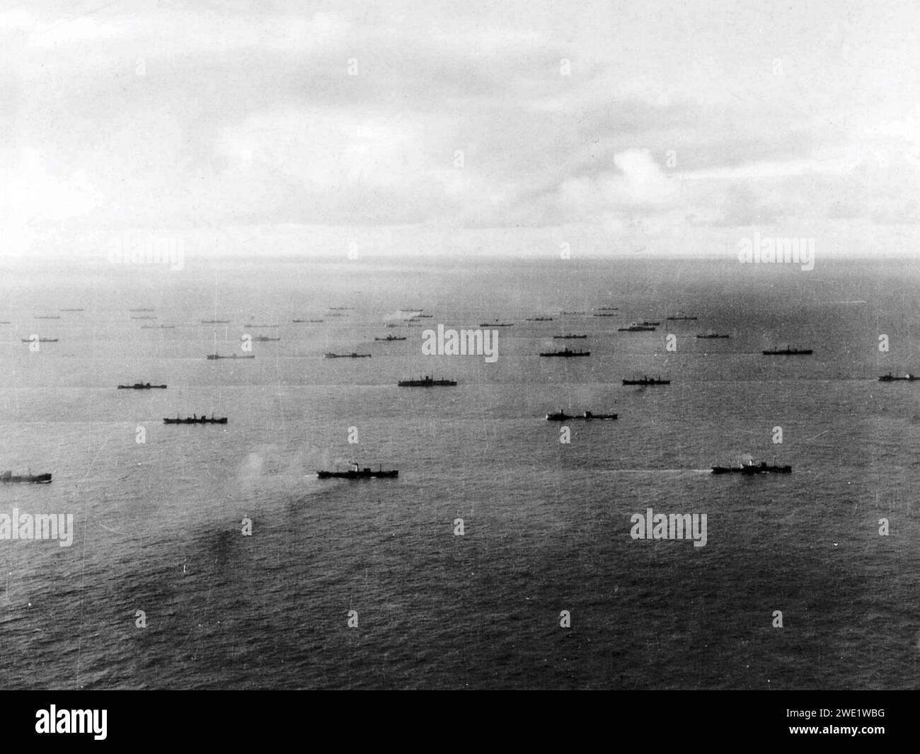 Atlantic convoy hi-res stock photography and images - Alamy